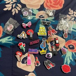 Lot of 50piece Shoe Charms Men and Women Shoes Decoration Party Gifts